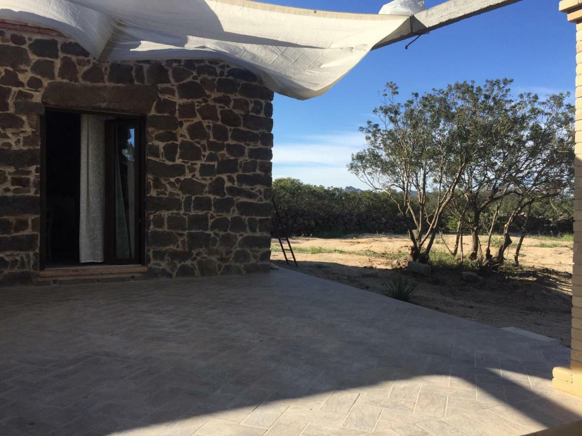 Sa Domo De Mannoi Su Catreathu Villa โอโรเซย ภายนอก รูปภาพ