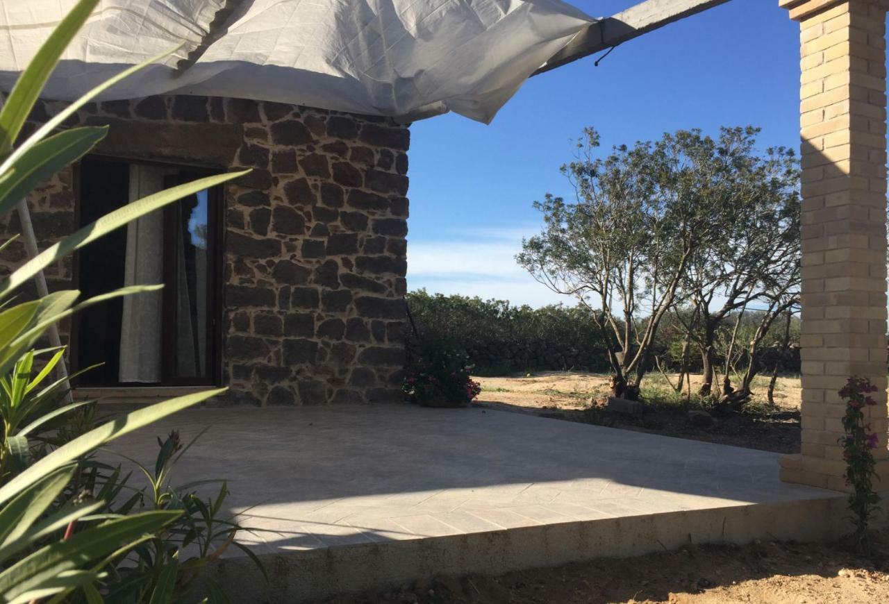 Sa Domo De Mannoi Su Catreathu Villa โอโรเซย ภายนอก รูปภาพ