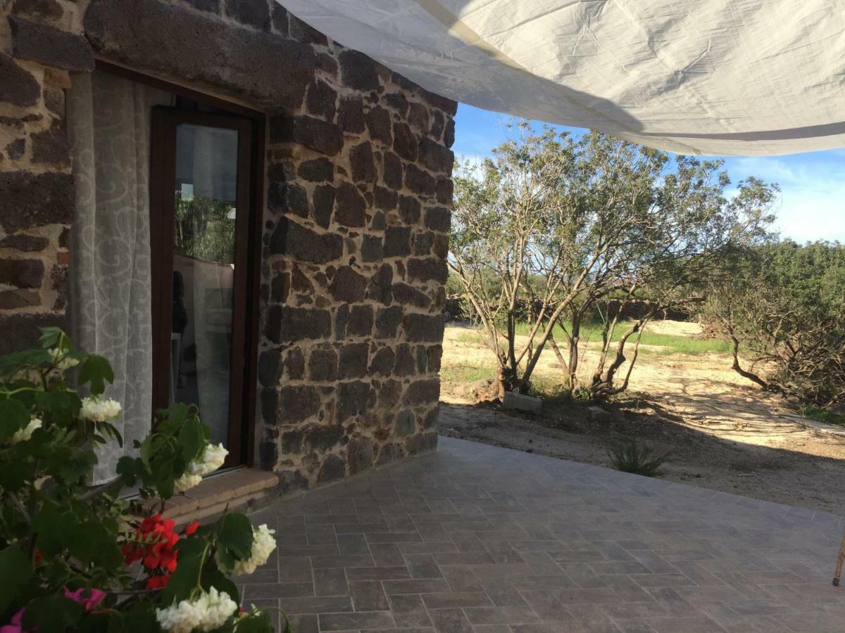 Sa Domo De Mannoi Su Catreathu Villa โอโรเซย ภายนอก รูปภาพ