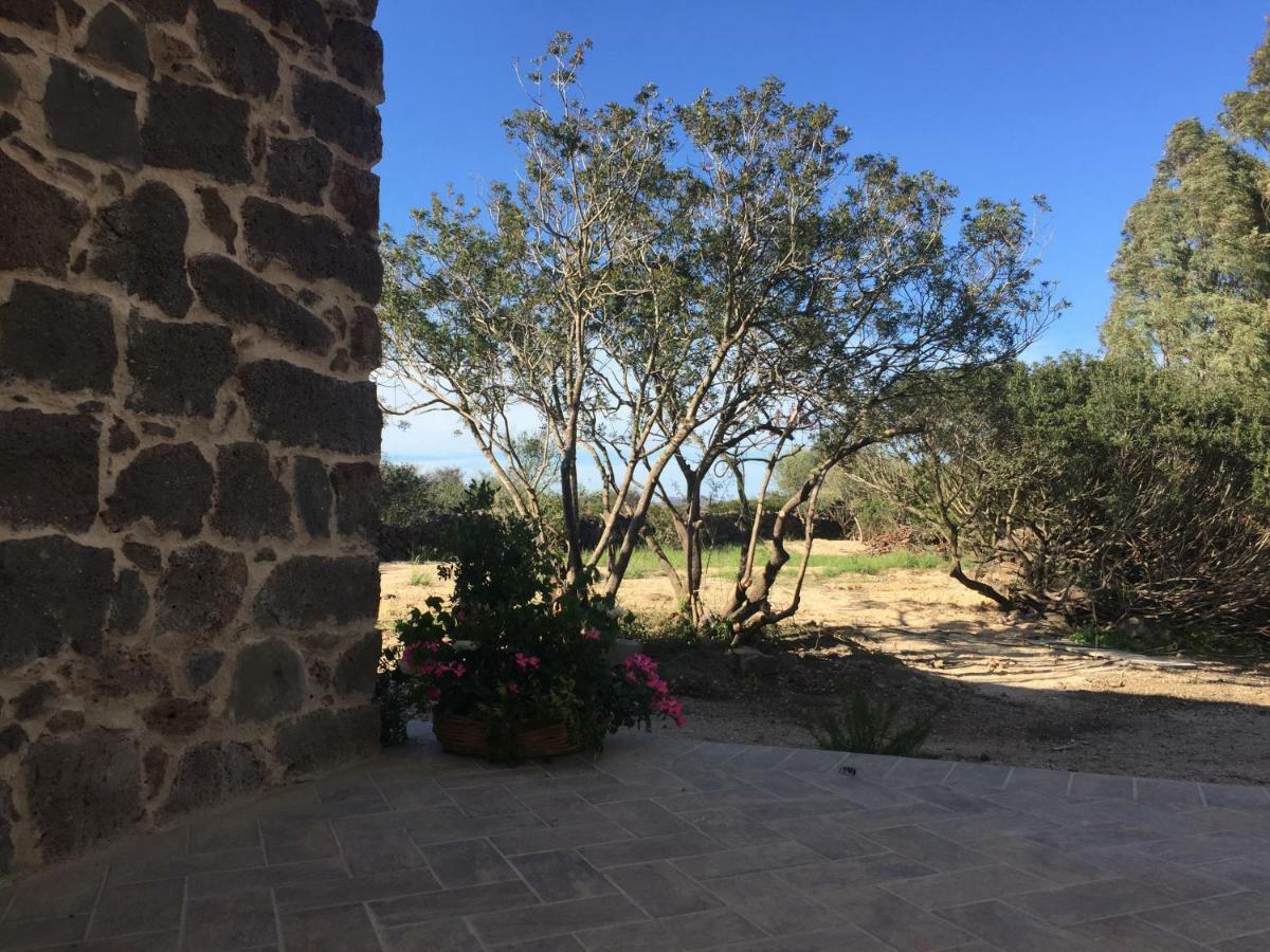 Sa Domo De Mannoi Su Catreathu Villa โอโรเซย ภายนอก รูปภาพ