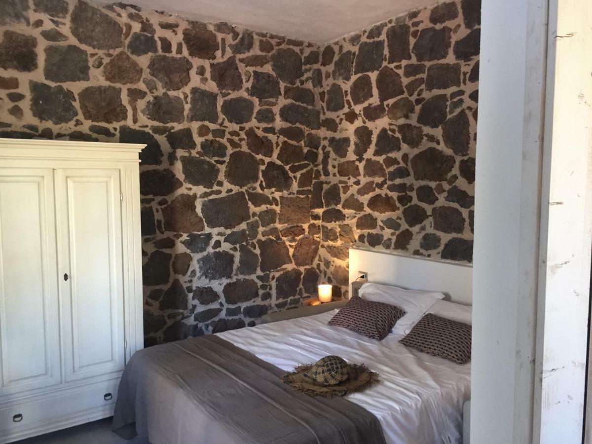 Sa Domo De Mannoi Su Catreathu Villa โอโรเซย ภายนอก รูปภาพ